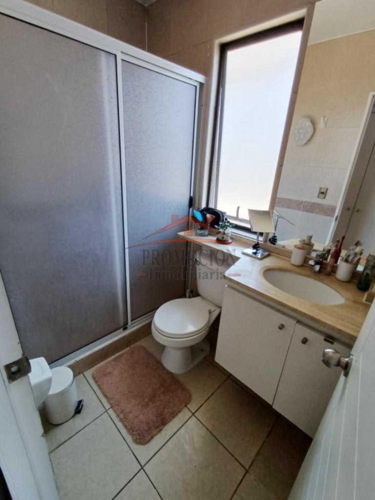 Casa Aislada con Departamento Independiente en Lomas de Lo Aguirre – 112 mt2