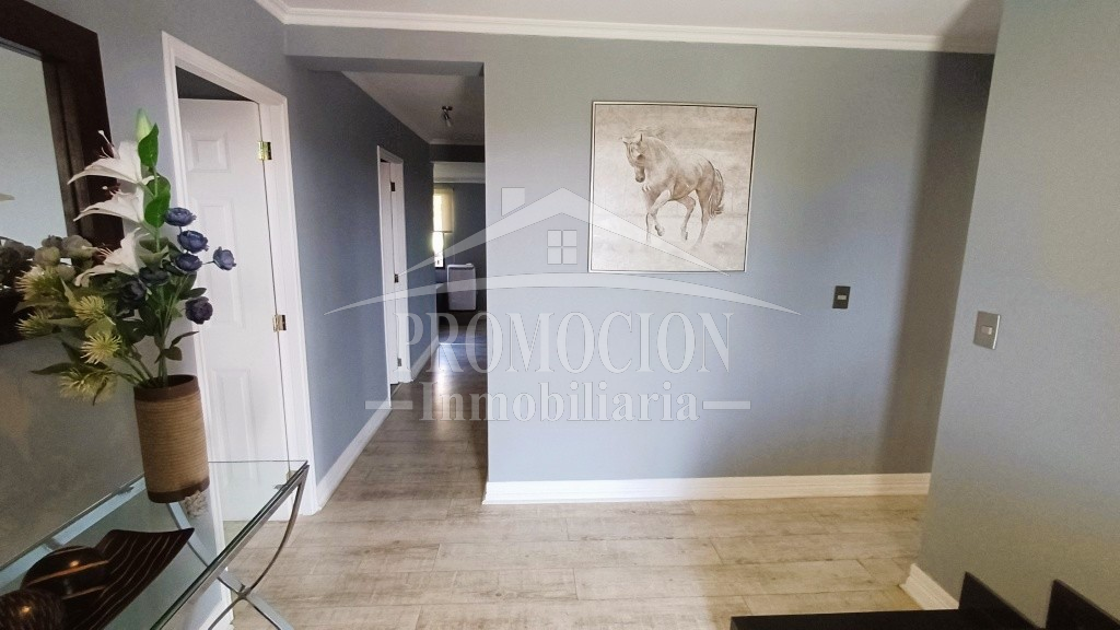 Casa con Piscina y Gran Terreno en Lomas de Lo Aguirre – 155 mt2
