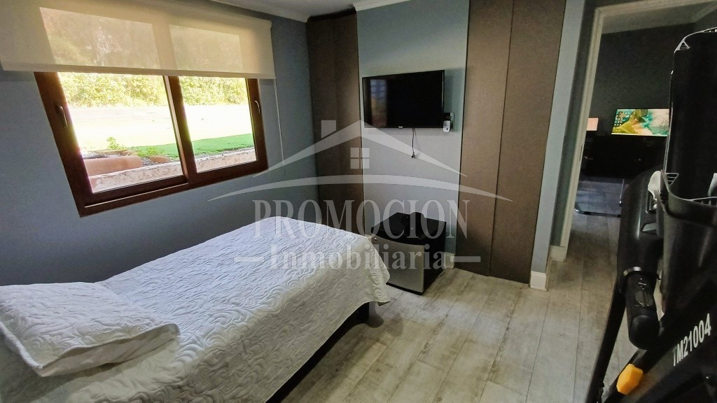 Casa con Piscina y Gran Terreno en Lomas de Lo Aguirre – 155 mt2