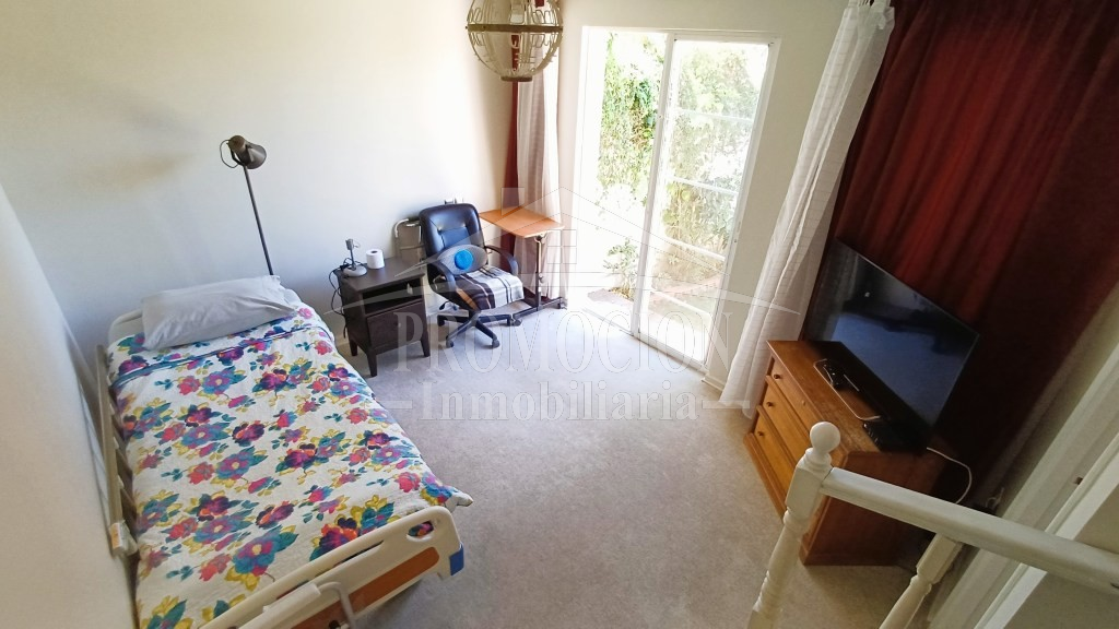 Casa en Calle Belén, Lomas de Lo Aguirre – 4D + 3B