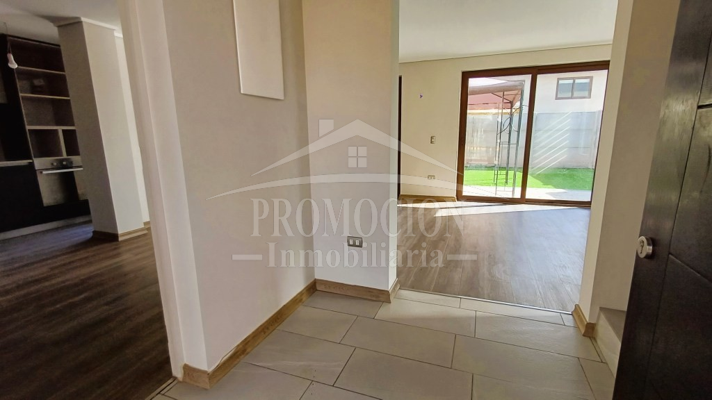 Casa Mediterránea en Sector Izarra, Ciudad de los Valles – 3D + 3B