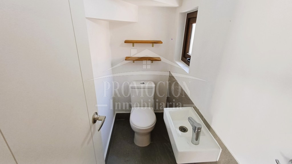 Casa Mediterránea en Sector Izarra, Ciudad de los Valles – 3D + 3B