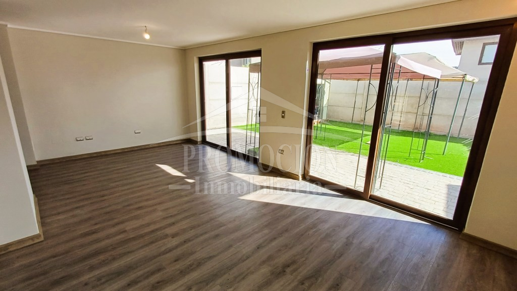 Casa Mediterránea en Sector Izarra, Ciudad de los Valles – 3D + 3B