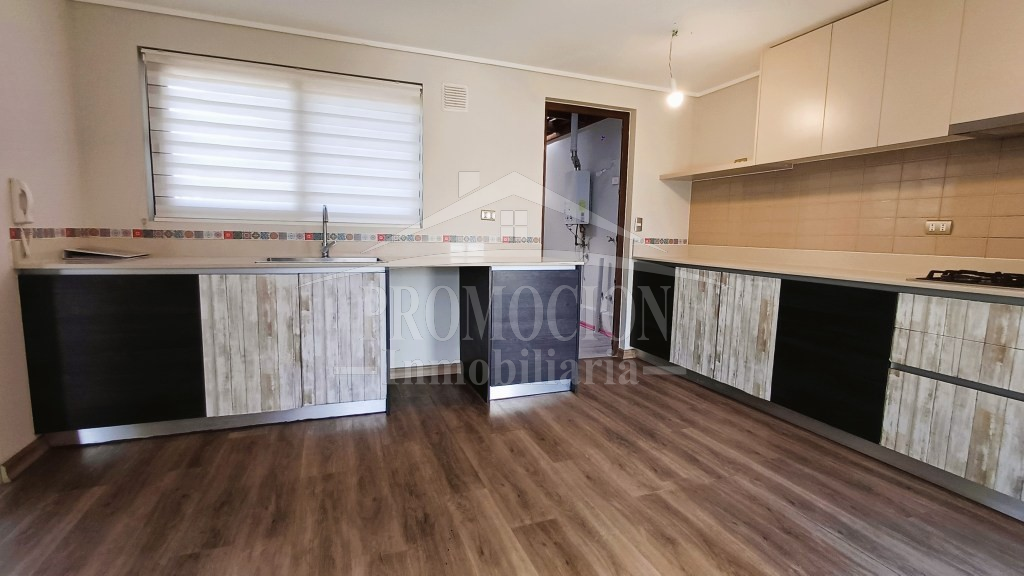 Casa Mediterránea en Sector Izarra, Ciudad de los Valles – 3D + 3B