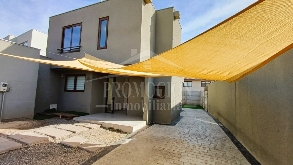Casa Mediterránea en Sector Izarra, Ciudad de los Valles – 3D + 3B