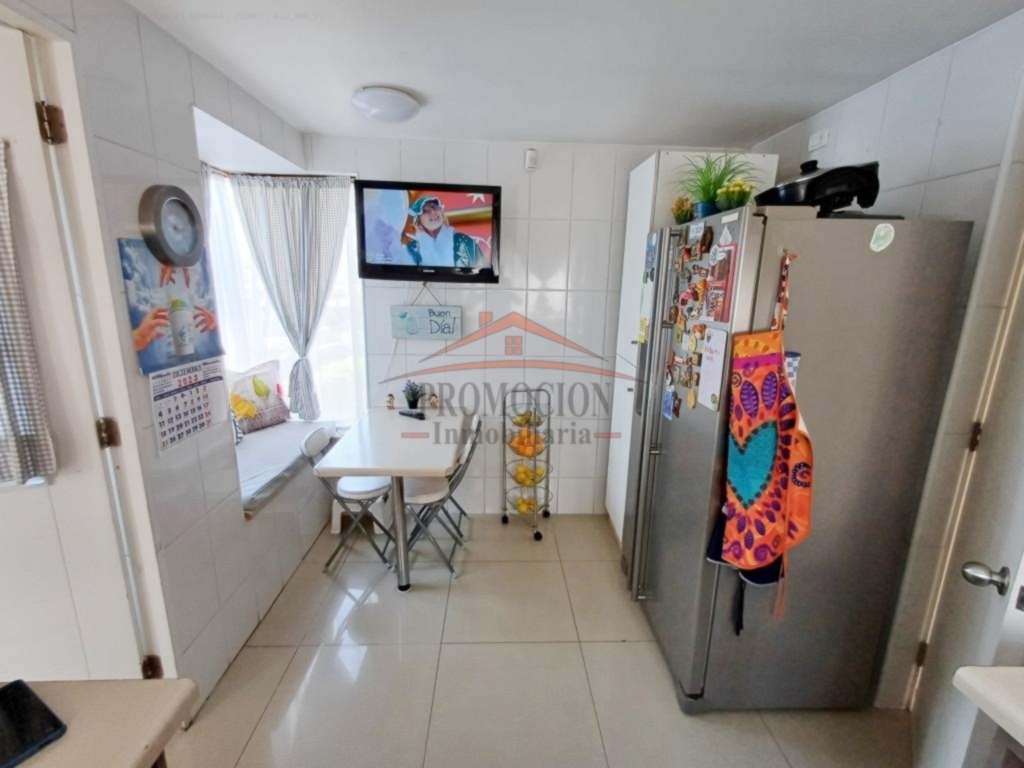 Casa Aislada con Departamento Independiente en Lomas de Lo Aguirre – 112 mt2
