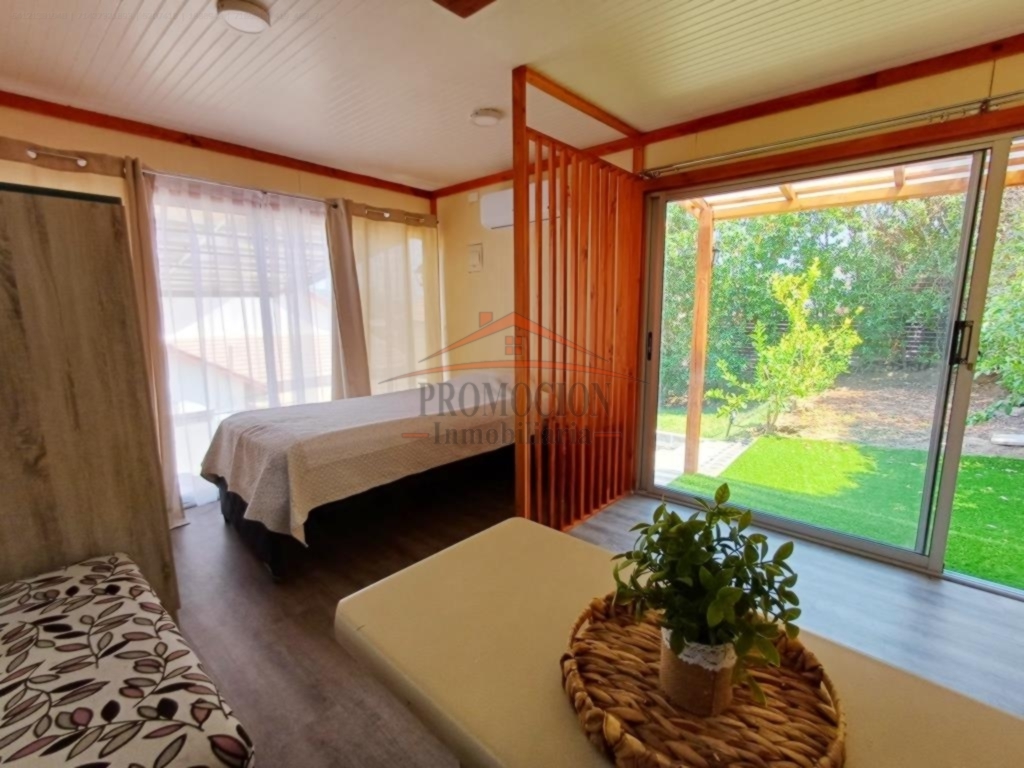 Casa Aislada con Departamento Independiente en Lomas de Lo Aguirre – 112 mt2